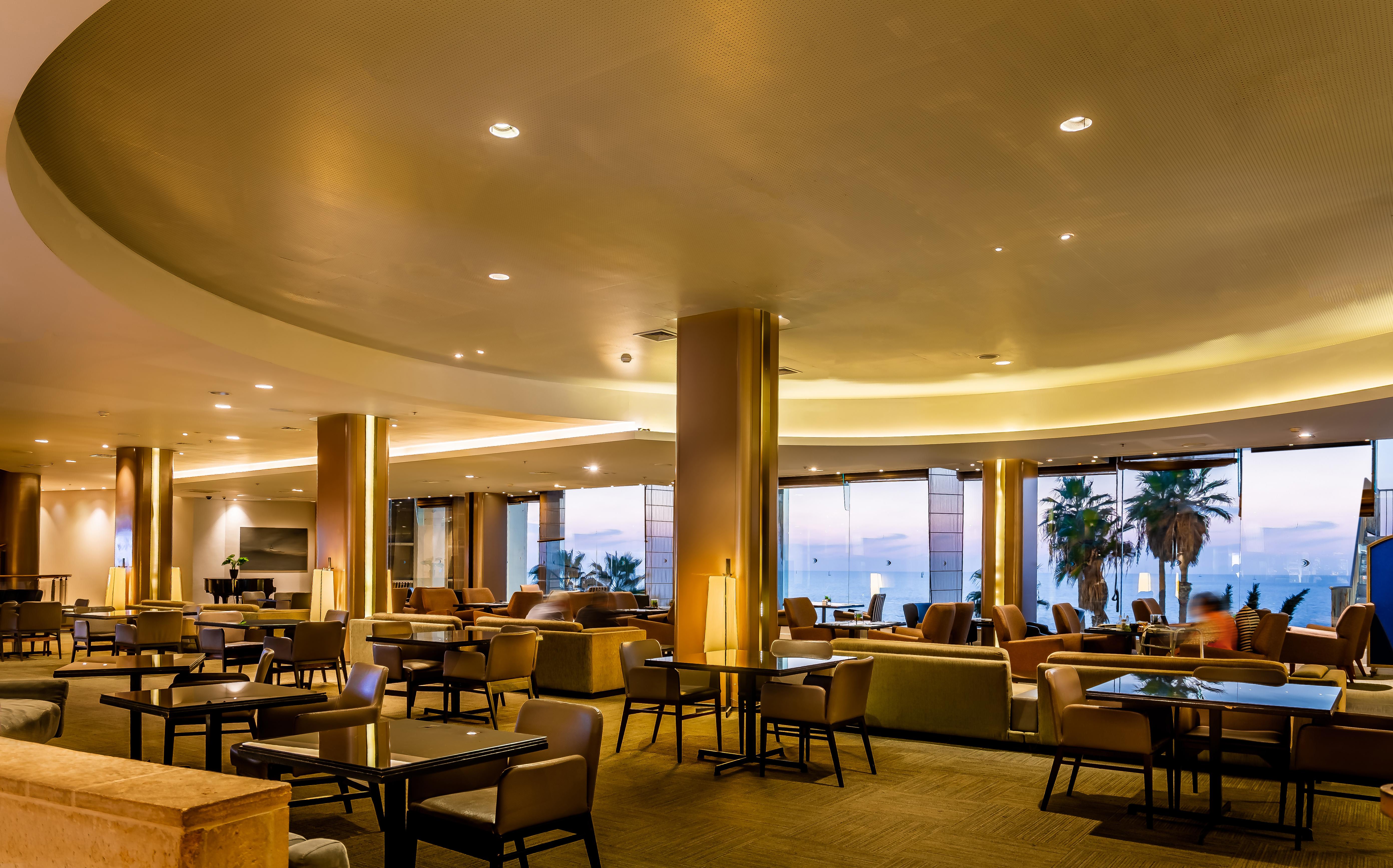 Daniel Herzliya Hotel Εξωτερικό φωτογραφία The lounge at the airport