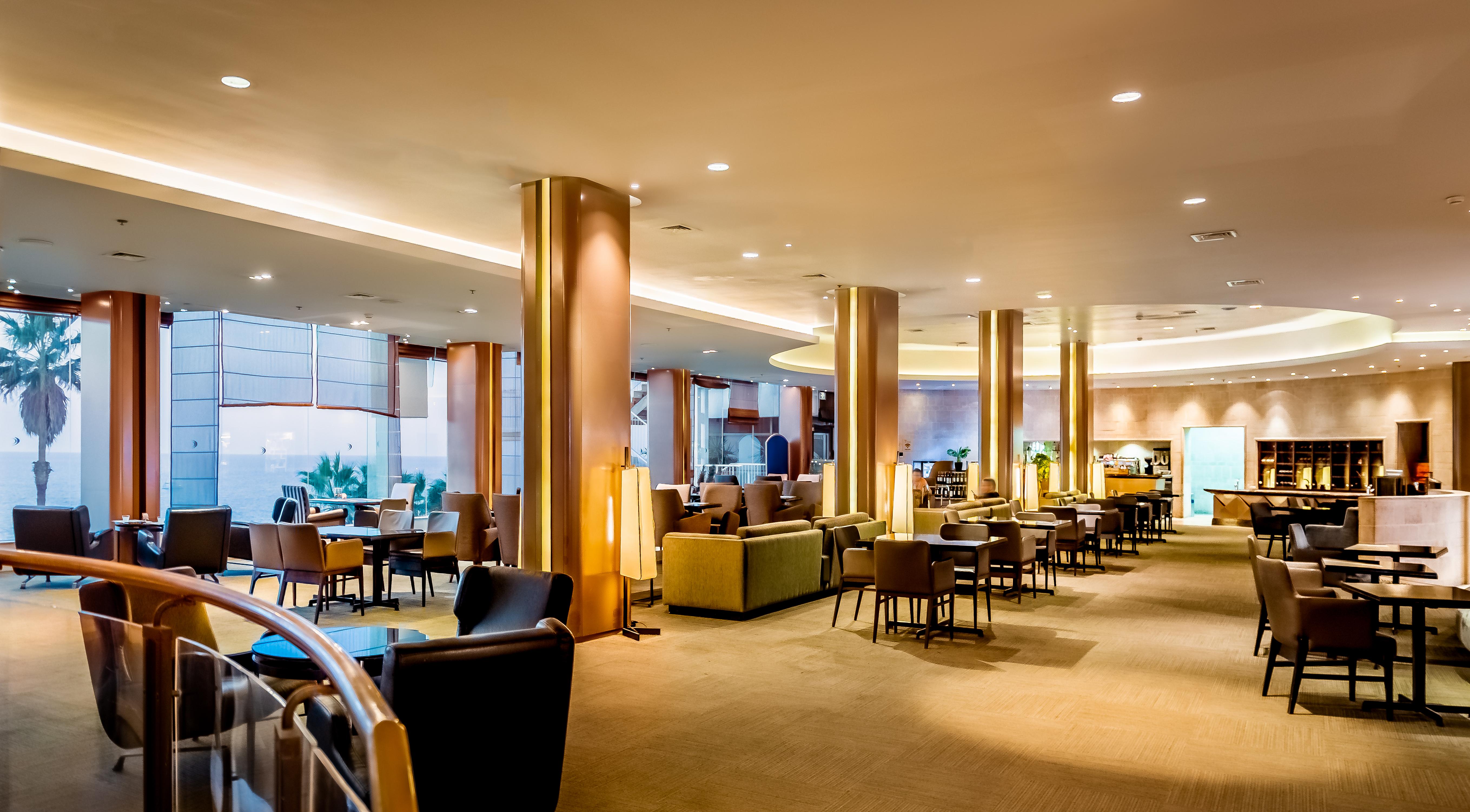 Daniel Herzliya Hotel Εξωτερικό φωτογραφία The lounge at the airport